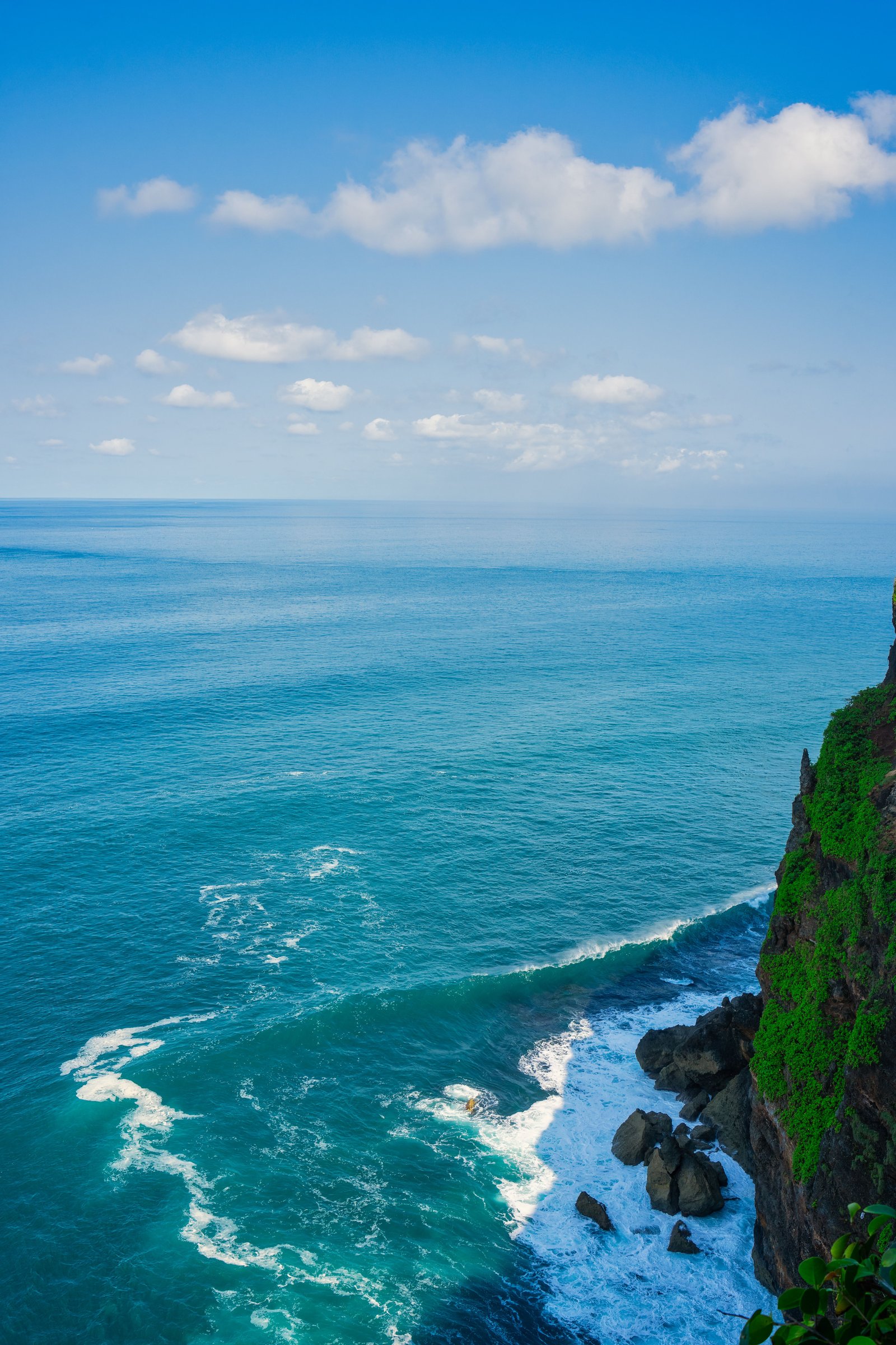 Bali Tour Package - Uluwatu Clifftop Temple